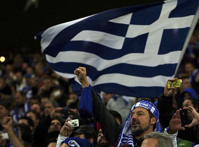 Confiança troca camisa com Seleção Grega