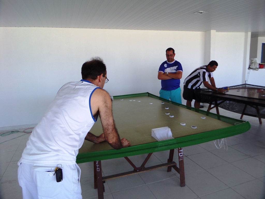 O 1º Torneio Domingo Azul e Branco de Futebol de Mesa aconteceu neste sábado, no Sabino Ribeiro.